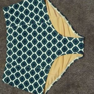 ModCloth adorable high-waisted vintage style swim bottoms, medium small